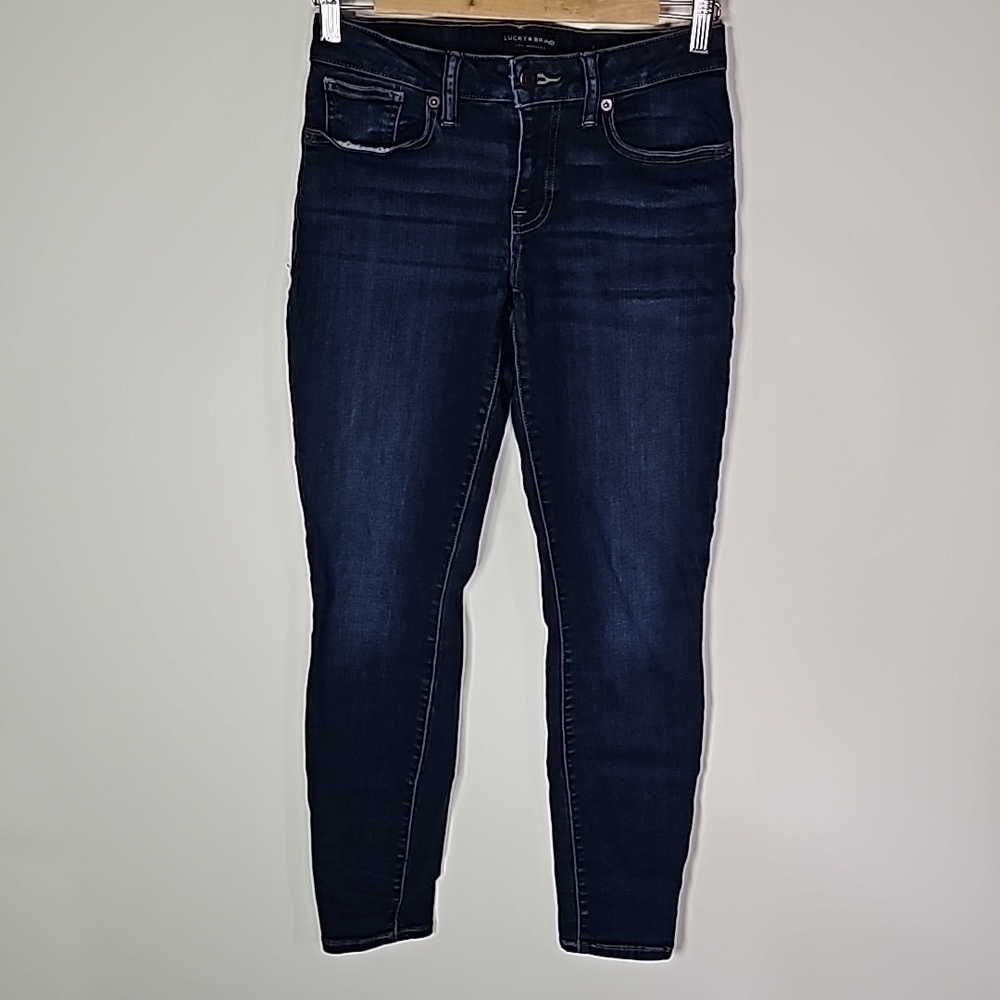 Lucky Brand Lilita dark wash size 6 low rise skinny jeans